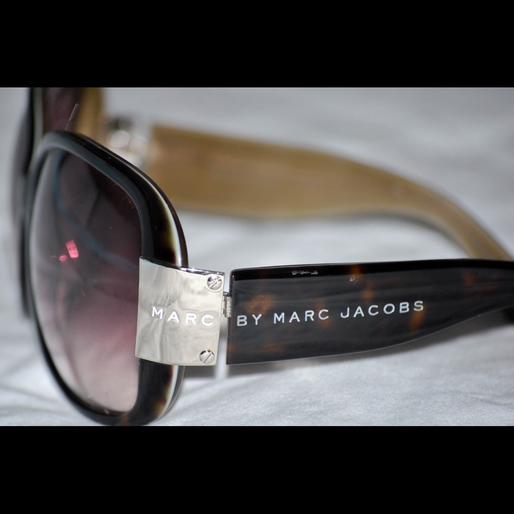 Marc Jacobs sunglasses